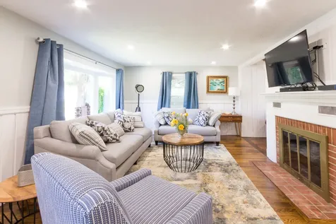 43 Edgartown Road Vineyard Haven MA 02568