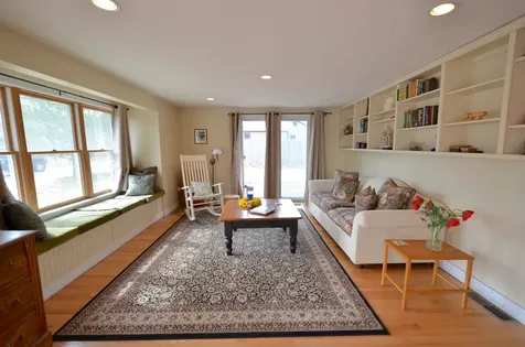 13 Shirley Avenue Oak Bluffs MA 02557