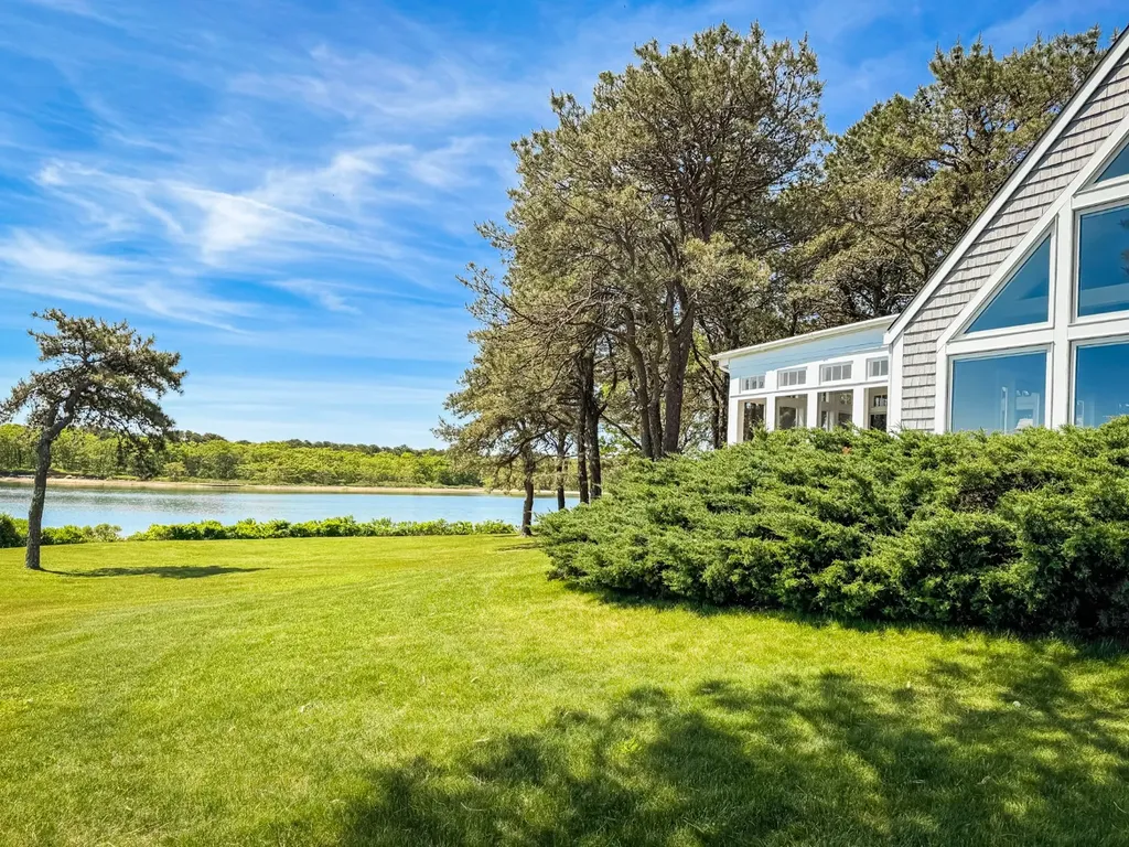 43 Sengekontacket Road Oak Bluffs MA 02557