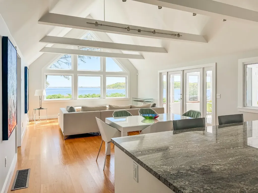 43 Sengekontacket Road Oak Bluffs MA 02557