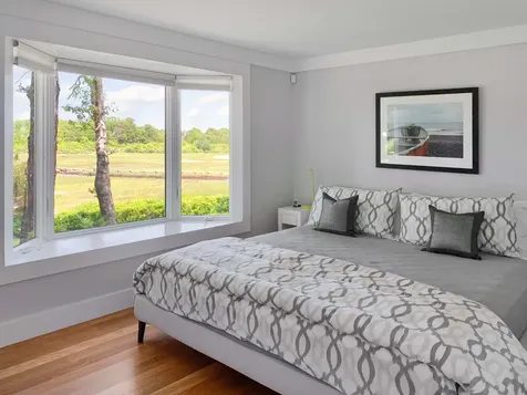 43 Sengekontacket Road Oak Bluffs MA 02557