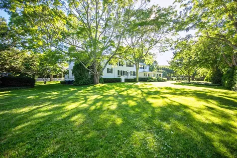 71 Davis Lane Edgartown MA 02539