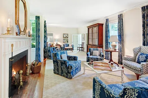 71 Davis Lane Edgartown MA 02539