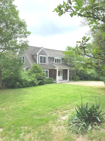 61 Mayflower Lane Vineyard Haven MA 02568