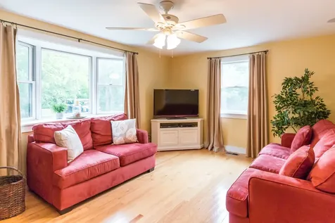 83 Pin Oak Circle West Tisbury MA 02575
