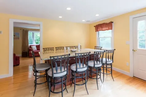 83 Pin Oak Circle West Tisbury MA 02575