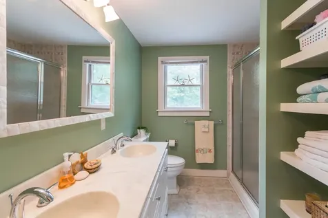 83 Pin Oak Circle West Tisbury MA 02575