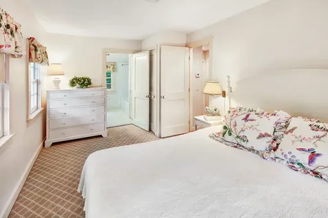 14 Pent Lane Edgartown MA 02539