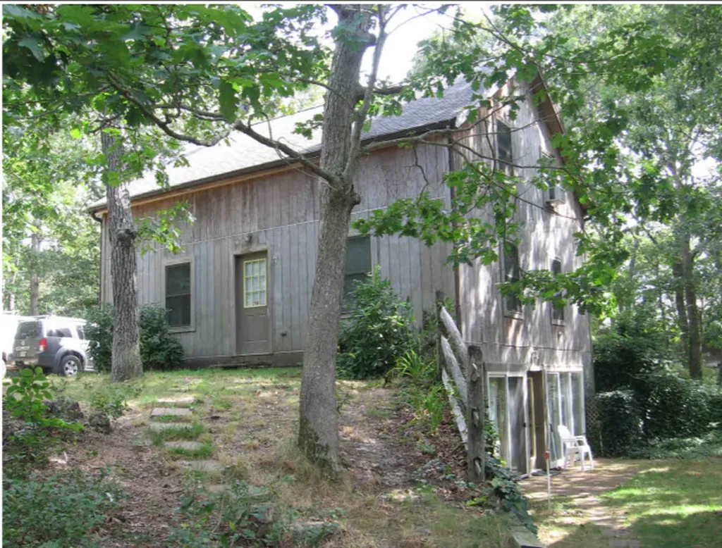 206 Norton Avenue Vineyard Haven MA 02568