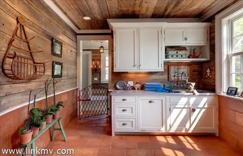 22 Peases Point Way South & 11 Tilton Way Edgartown MA 02539