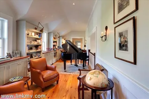 22 Peases Point Way South & 11 Tilton Way Edgartown MA 02539