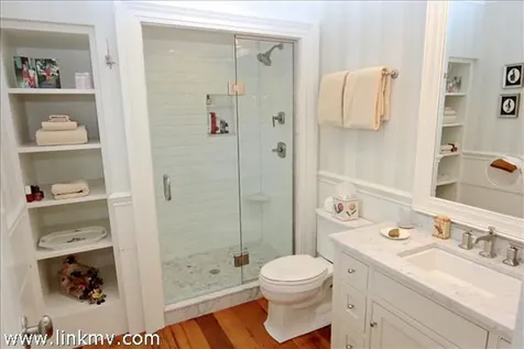 22 Peases Point Way South & 11 Tilton Way Edgartown MA 02539