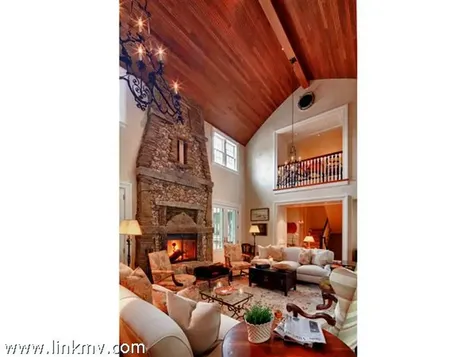 22 Peases Point Way South & 11 Tilton Way Edgartown MA 02539