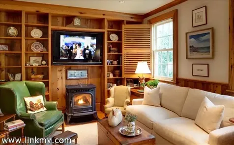 22 Peases Point Way South & 11 Tilton Way Edgartown MA 02539