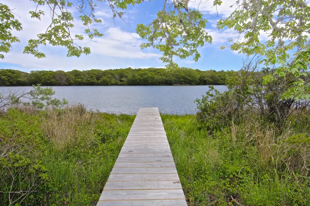 5 Briggs Road Edgartown MA 02539