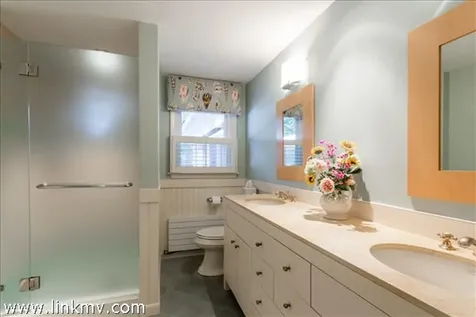 113 West Spring Street Vineyard Haven MA 02568