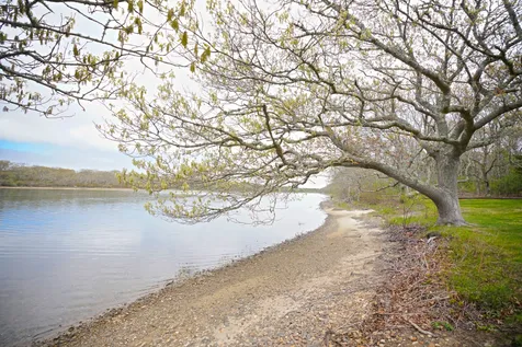 82 Turkeyland Cove Road Edgartown MA 02539