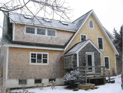 201 Spring Street Vineyard Haven MA 02568