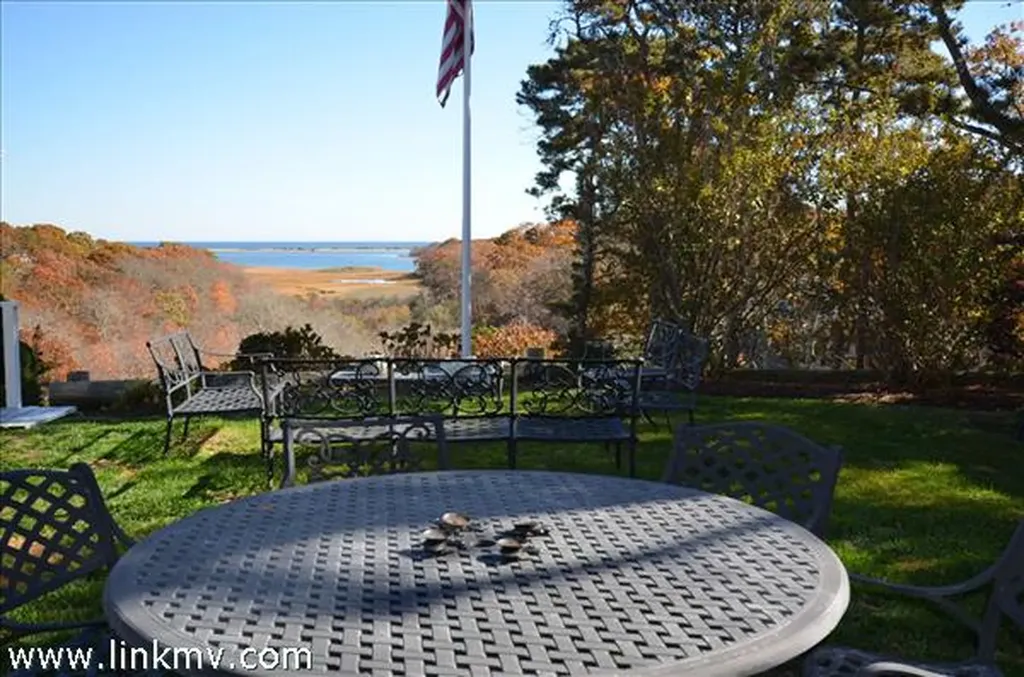 20 Wood Duck Way Oak Bluffs MA 02557