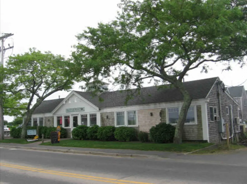 79 Beach Road Vineyard Haven MA 02568