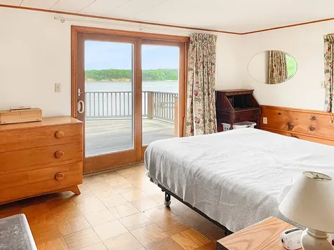 105 Hines Point Road Vineyard Haven MA 02568