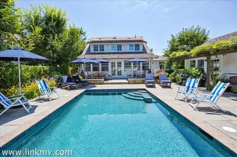 179 Upper Main Street Edgartown MA 02539