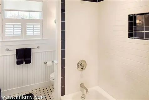 179 Upper Main Street Edgartown MA 02539