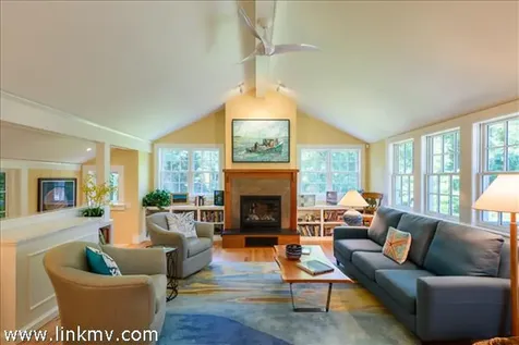 33 Pine Tree Lane Vineyard Haven MA 02568