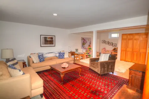 180 Skiffs Lane West Tisbury MA 02575