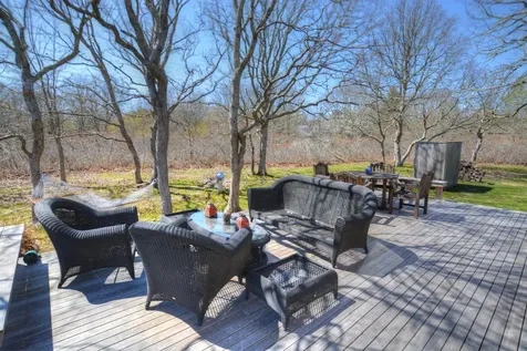 180 Skiffs Lane West Tisbury MA 02575