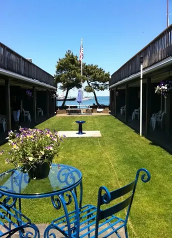 60 Beach Road Vineyard Haven MA 02568