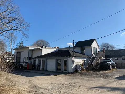 114 Dukes County Avenue Oak Bluffs MA 02557