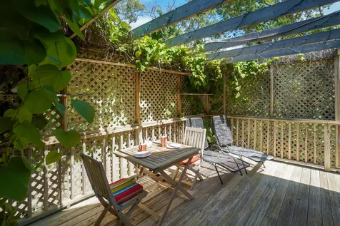 12 Old Lighthouse Road Vineyard Haven MA 02568