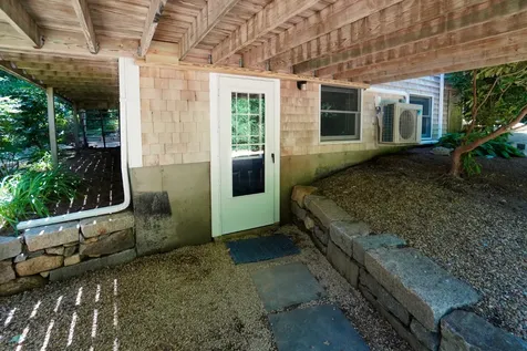 12 Old Lighthouse Road Vineyard Haven MA 02568