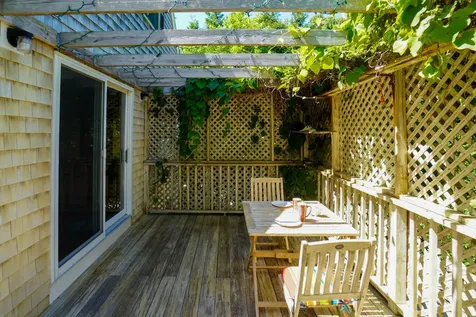 12 Old Lighthouse Road Vineyard Haven MA 02568