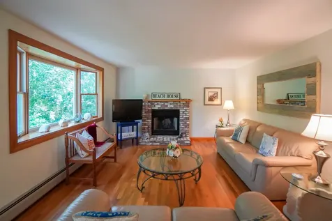 12 Old Lighthouse Road Vineyard Haven MA 02568