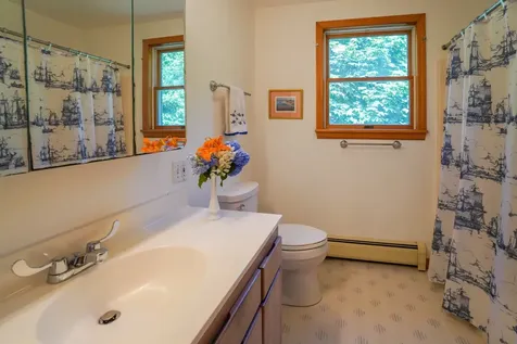 12 Old Lighthouse Road Vineyard Haven MA 02568