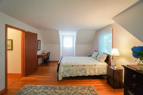 12 Old Lighthouse Road Vineyard Haven MA 02568