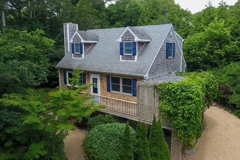12 Old Lighthouse Road Vineyard Haven MA 02568