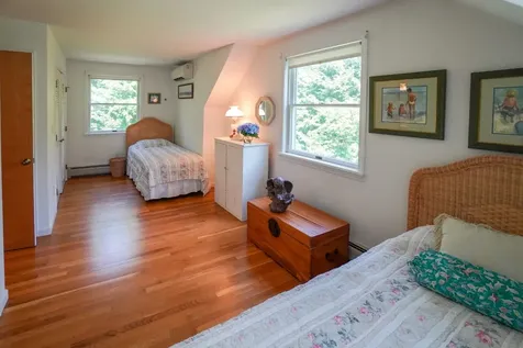 12 Old Lighthouse Road Vineyard Haven MA 02568