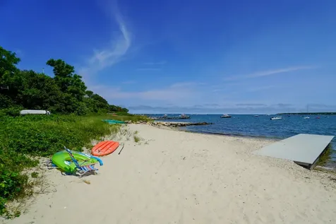 12 Old Lighthouse Road Vineyard Haven MA 02568