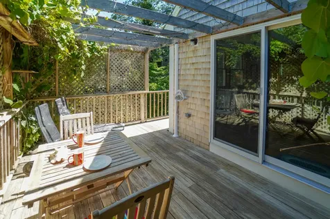 12 Old Lighthouse Road Vineyard Haven MA 02568