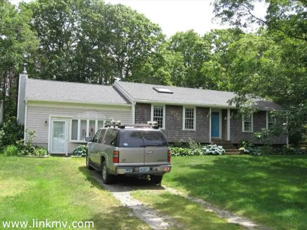 126 Franklin Terrace Vineyard Haven MA 02568