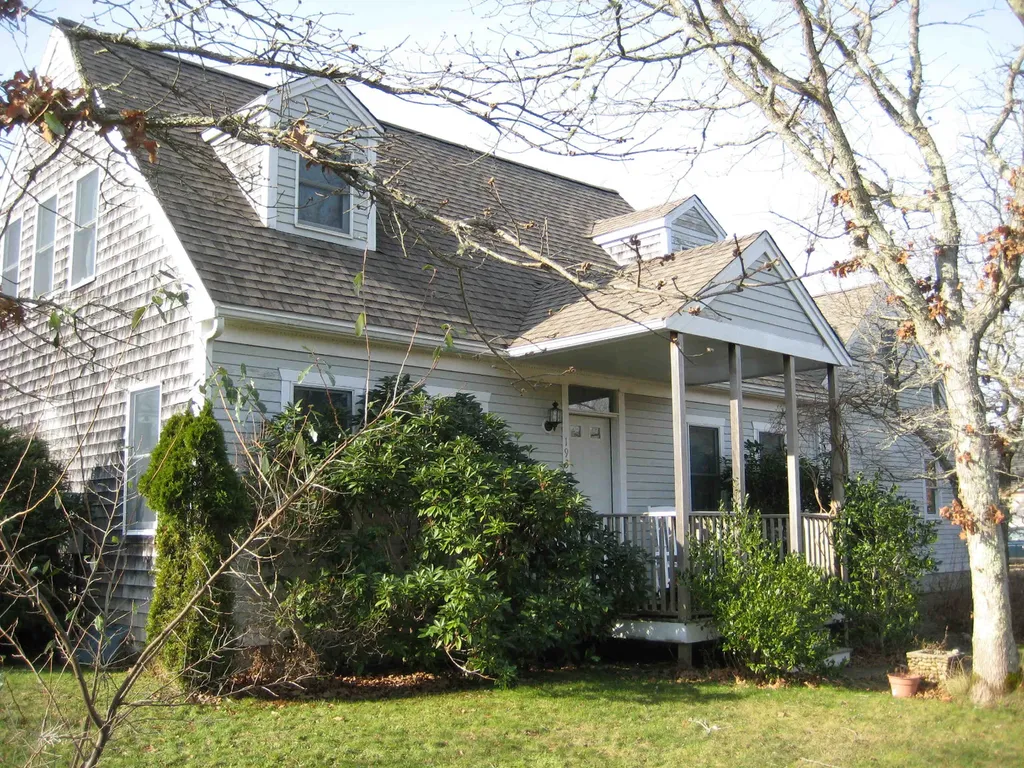 193 Otis Bassett Road West Tisbury MA 02575