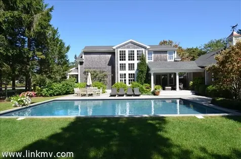 10 Hidden Cove Road Oak Bluffs MA 02557