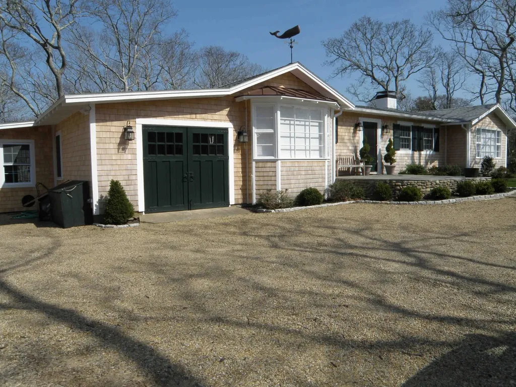 3 Oakdale Lane Edgartown MA 02539