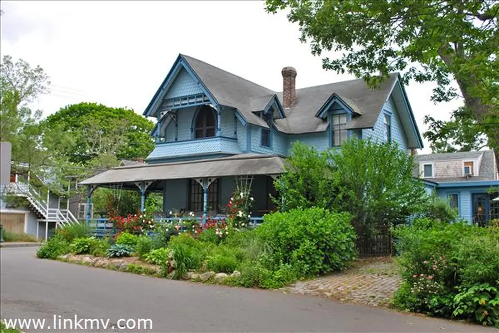 55 Samoset Avenue Oak Bluffs MA 02557