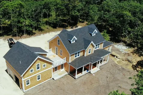 18 Paddock Road Oak Bluffs MA 02557