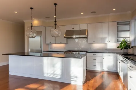 18 Paddock Road Oak Bluffs MA 02557