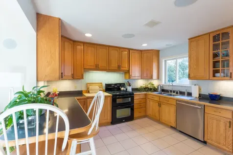215 Hines Point Road Vineyard Haven MA 02568